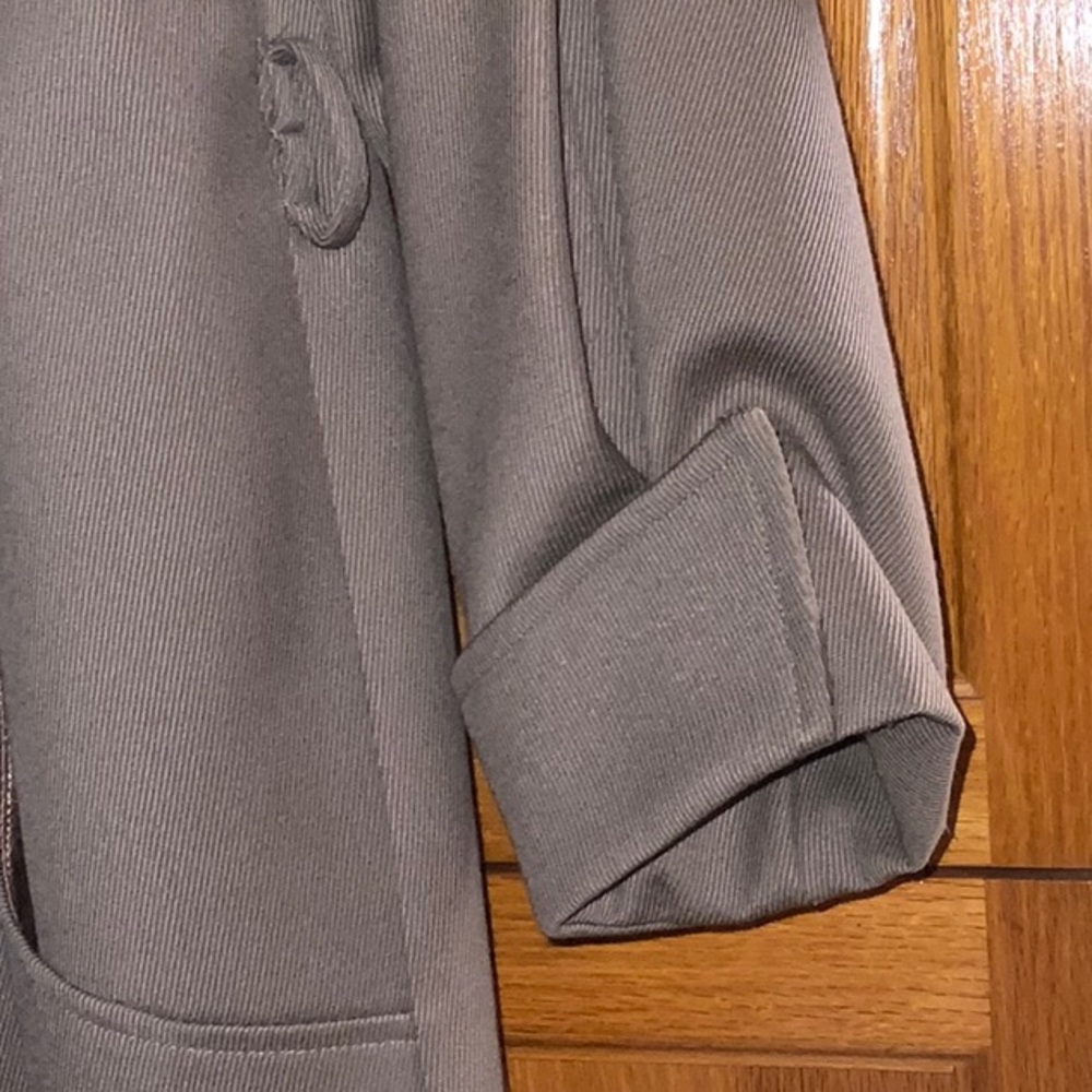 Classic Winter Coat - Picture 6 of 10